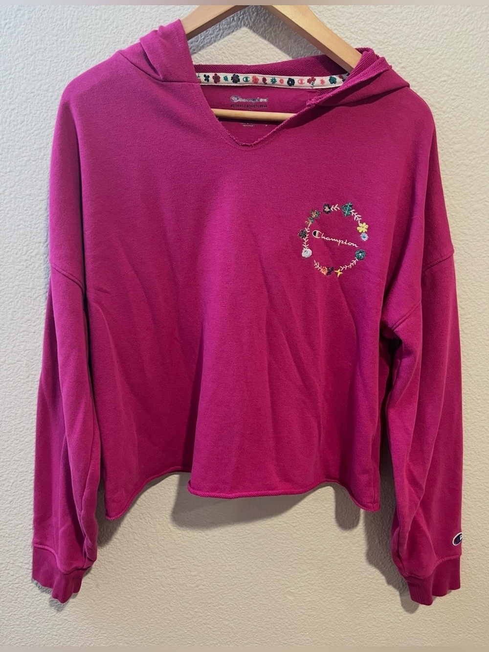 Champion Cropped Oversized Hoodie Floral Embroidered Size Medium